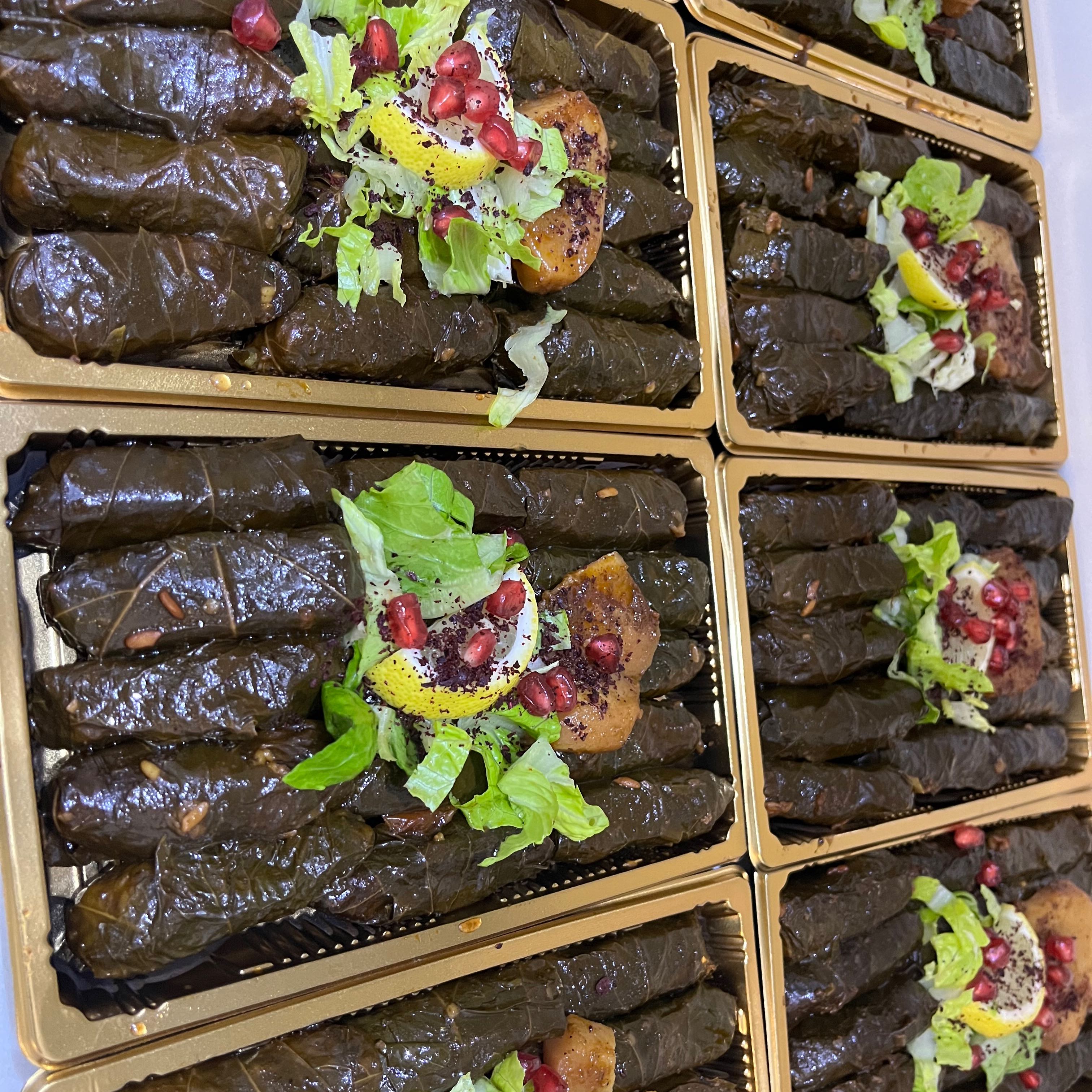 ورق عنب بدبس الرمان واليمون